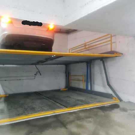 Ferienwohnung Porodicno-Poslovni Udoban Stan Belgrad Exterior foto