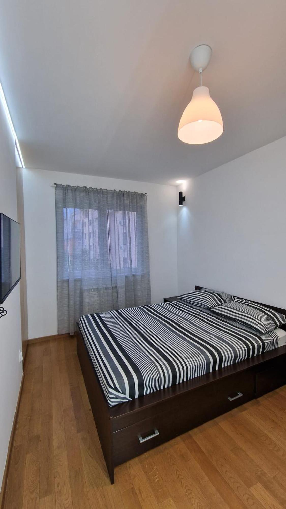 Ferienwohnung Porodicno-Poslovni Udoban Stan Belgrad Exterior foto