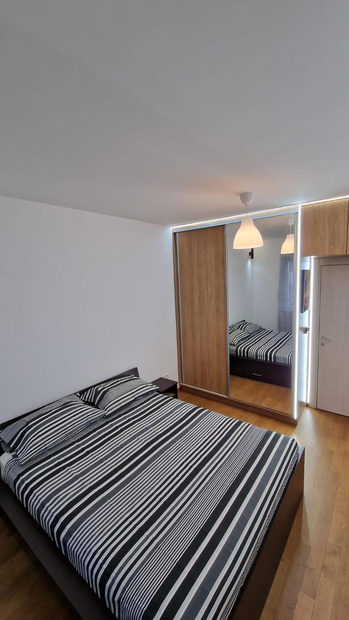 Ferienwohnung Porodicno-Poslovni Udoban Stan Belgrad Exterior foto