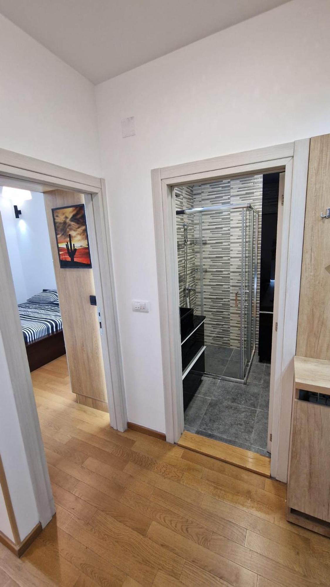 Ferienwohnung Porodicno-Poslovni Udoban Stan Belgrad Exterior foto